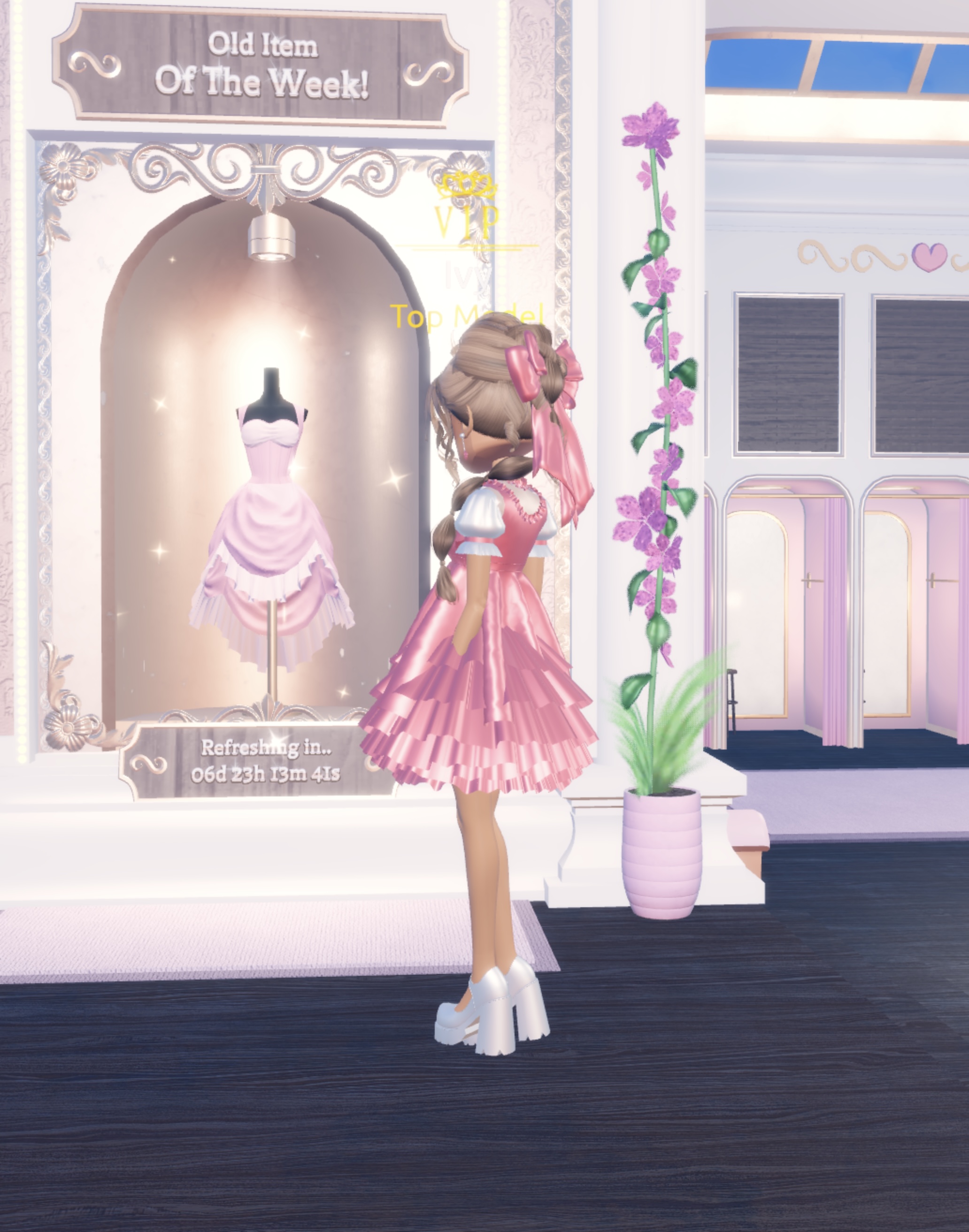 Dress To Impress Brings The Granny Dress Back For Old Item Of The Week!