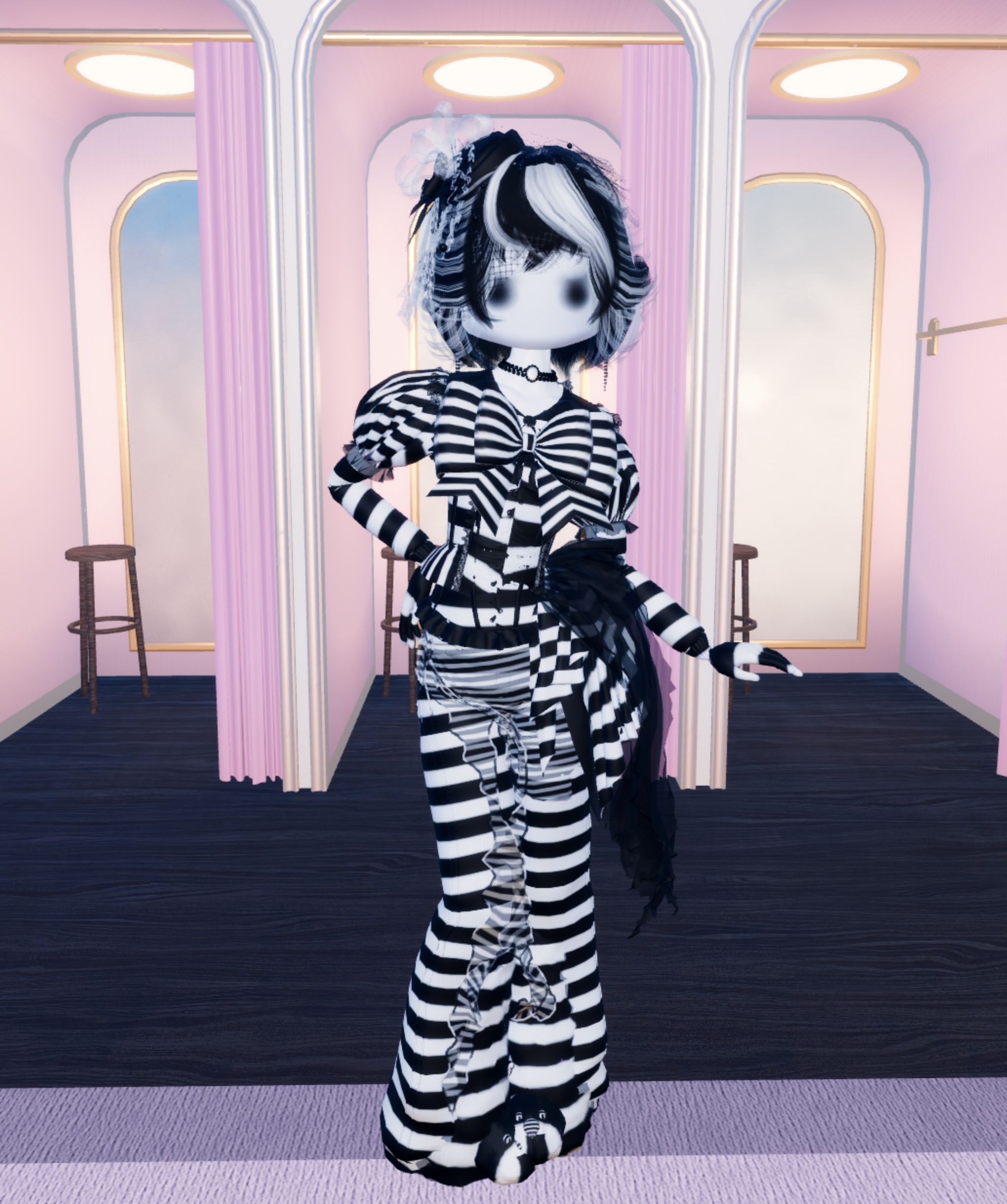 20 Best Outfit Ideas For The Dress To Impress Creepy Carnival Outfit Theme